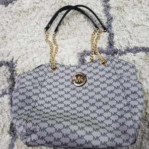 Michael kor purse